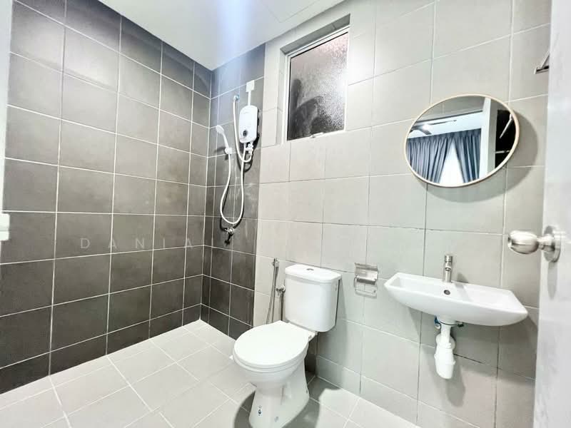 Condominium for Rent at Nikka Residence - Danial Mohd Zaki - Bathroom - PropertyGuru.com.my