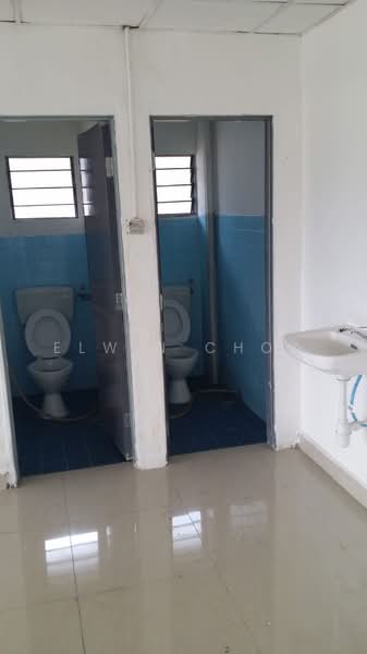 Factory for Rent in Taman Klang Utama (Kapar) - Elwin Chok - Bathroom - PropertyGuru.com.my
