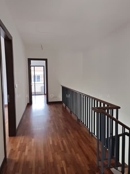Semi-Detached House for Sale in Rawang (Selangor) - Malcolm Chua - Corridor - PropertyGuru.com.my