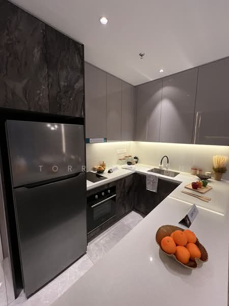 Servis Apartment untuk Dijual di Binastra Cochrane - Torres Chan - Kitchen - PropertyGuru.com.my