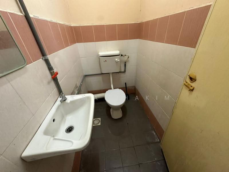 Pangsapuri untuk Disewa di Mentari Court - Lukman Hakim - PropertyGuru.com.my