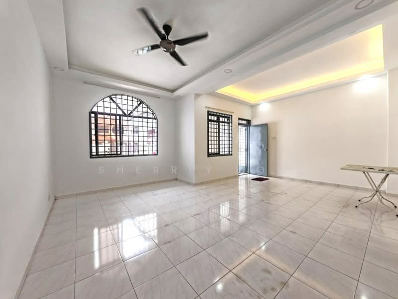 2-storey Terraced House for Sale in Iskandar Puteri (Nusajaya) (Johor) - Sherrly Sow - Living Room - PropertyGuru.com.my