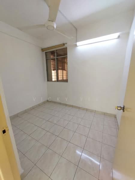 Apartment for Sale at D'shire Villa - Vicky Yee - Interior - PropertyGuru.com.my