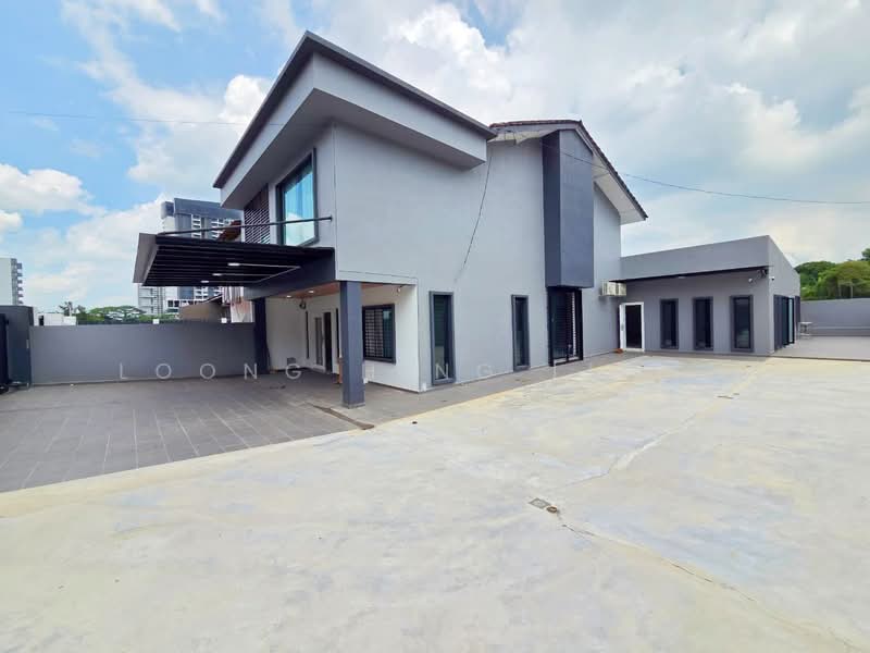 Semi-Detached House for Rent in Kampung Bahru (Johor Bahru) - Loong Hing Liong - Exterior - PropertyGuru.com.my