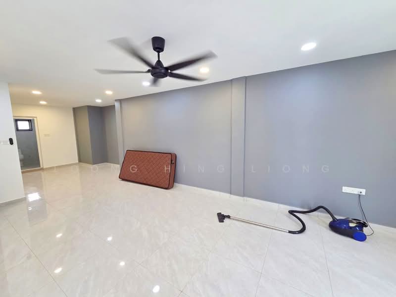 Semi-Detached House for Rent in Kampung Bahru (Johor Bahru) - Loong Hing Liong - Living Room - PropertyGuru.com.my