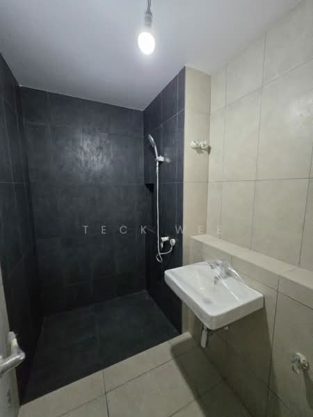 2-storey Terraced House for Sale in Jia Residences (Seri Kembangan) - Teck Wee - PropertyGuru.com.my
