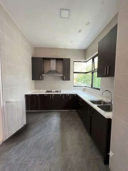 Rumah Banglo untuk Dijual di East Ledang (Iskandar Puteri (Nusajaya)) - Caroline Lai - Kitchen - PropertyGuru.com.my