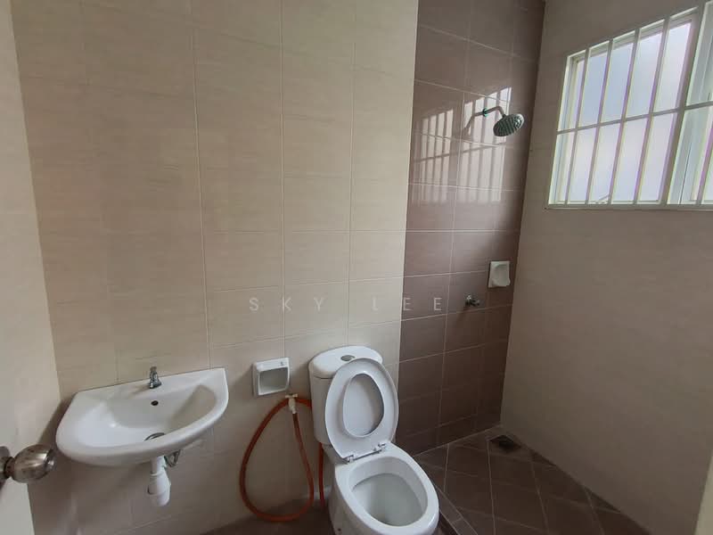 2-storey Terraced House for Sale in Taman Puchong Prima (Puchong) - Sky Lee - Bathroom - PropertyGuru.com.my