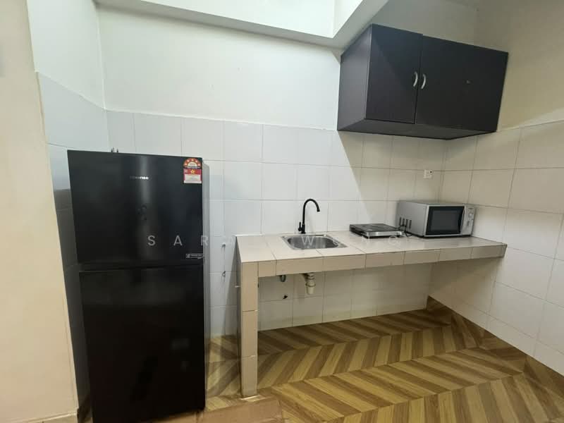 Pangsapuri untuk Disewa di Menara Rajawali - Sarah Wong - Kitchen - PropertyGuru.com.my