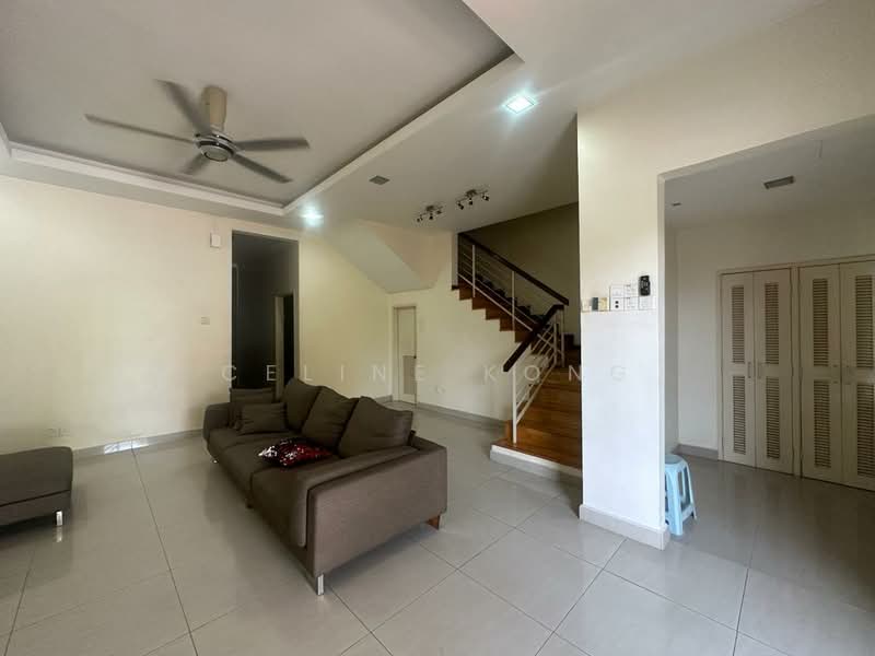 Rumah Teres 2.5 Tingkat untuk Dijual di Bandar Kinrara Seksyen 9 (Bandar Kinrara) - Celine Kong - Living Room - PropertyGuru.com.my