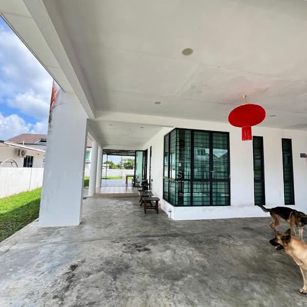 Semi-Detached House for Sale in Muara Tuang (Samarahan) - Nicholas Tan - PropertyGuru.com.my
