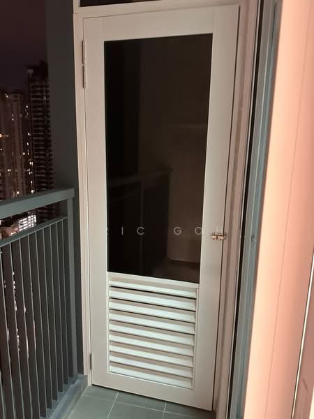 Kondominium untuk Dijual di Inspirasi - Aric Goh - Balcony - PropertyGuru.com.my