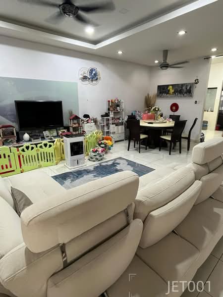 Rumah Teres 2-Tingkat untuk Dijual di Bandar Puteri Klang (Klang) - Mason Chiah - Living Room - PropertyGuru.com.my