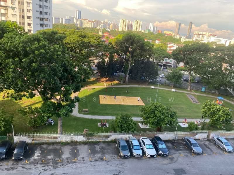 Pangsapuri untuk Dijual di Greenlane Heights Block B - Alisson Chew - Exterior - PropertyGuru.com.my
