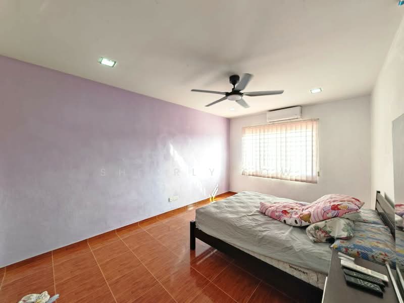 2-storey Terraced House for Sale in Taman Pelangi (Johor Bahru) - Sherrly Sow - Bedroom - PropertyGuru.com.my