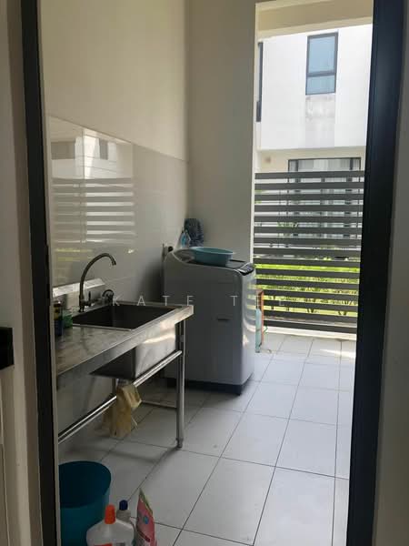 2-storey Terraced House for Rent in Medini (Iskandar Puteri (Nusajaya)) - Kate Tee - Balcony - PropertyGuru.com.my