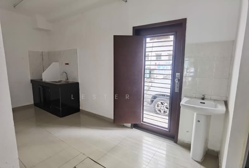 Shop / Office for Sale in Seksyen 15 (Shah Alam) - Lester Lee - PropertyGuru.com.my