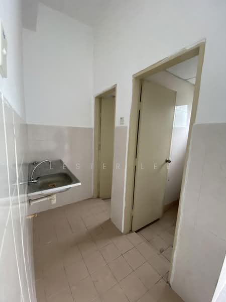 Shop / Office for Sale in Seksyen 15 (Shah Alam) - Lester Lee - PropertyGuru.com.my
