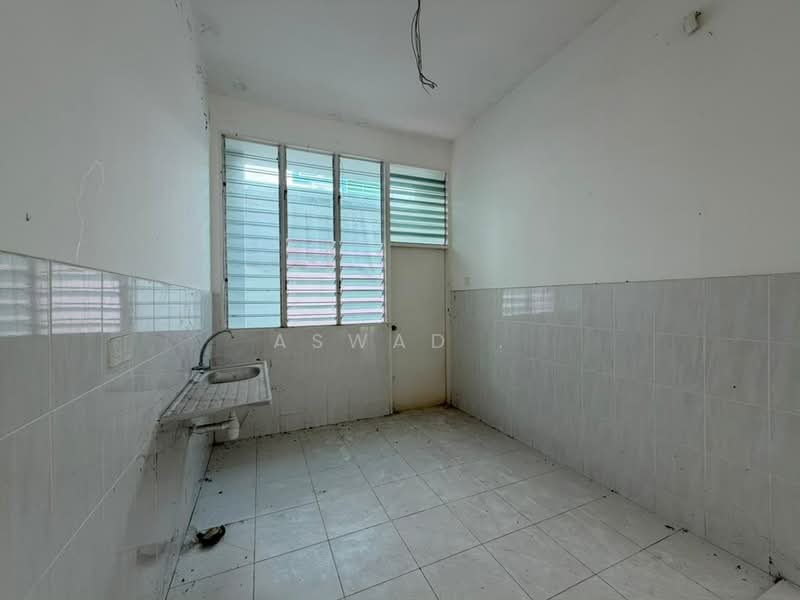 Semi-Detached House for Sale in Bandar Puteri Jaya (Sungai Petani) - Aswad . - Kitchen - PropertyGuru.com.my