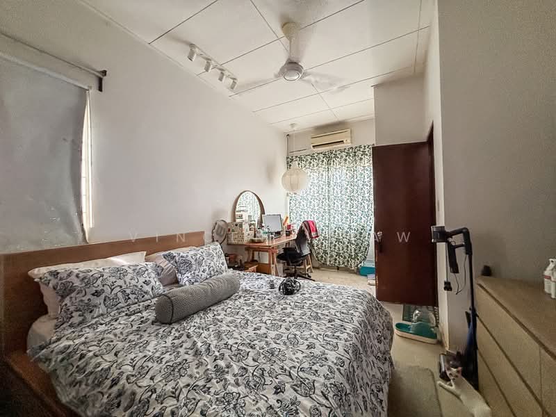 Rumah Teres 2-Tingkat untuk Dijual di Seksyen 5 (Kota Damansara) - Vincent Liaw - Bedroom - PropertyGuru.com.my