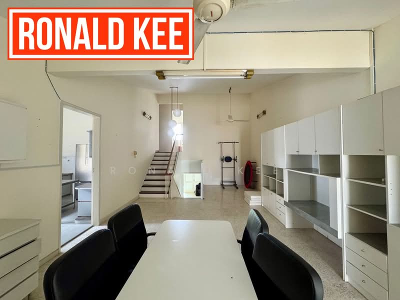 Semi-Detached House for Sale in Taman Jesselton (Ayer Itam) - Ronald Kee - Interior - PropertyGuru.com.my