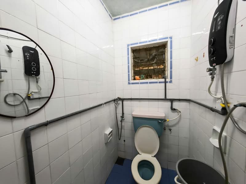 Rumah Banglo untuk Dijual di SS1 (Petaling Jaya) - Ivan Lee - Bathroom - PropertyGuru.com.my