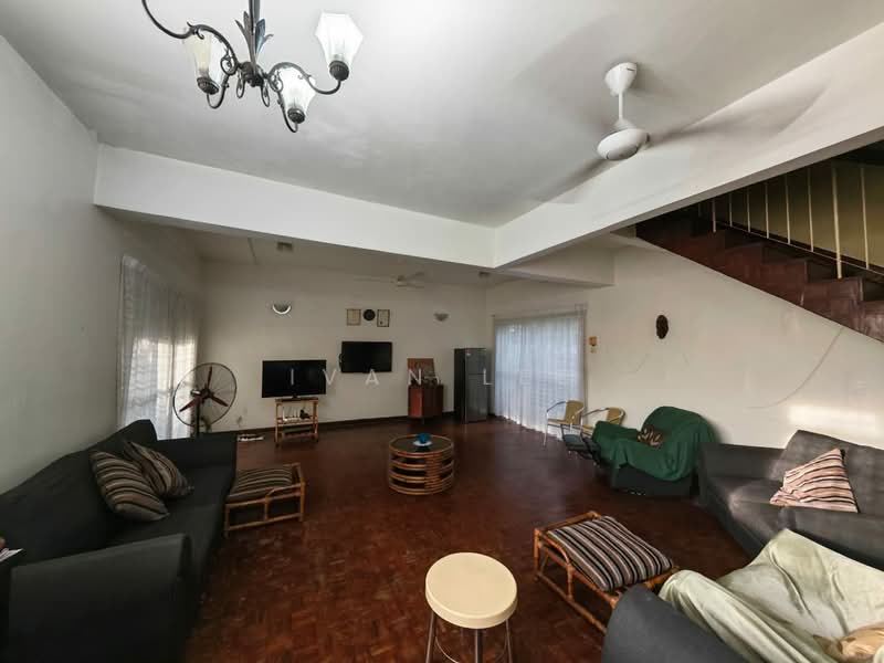 Rumah Banglo untuk Dijual di SS1 (Petaling Jaya) - Ivan Lee - Living Room - PropertyGuru.com.my