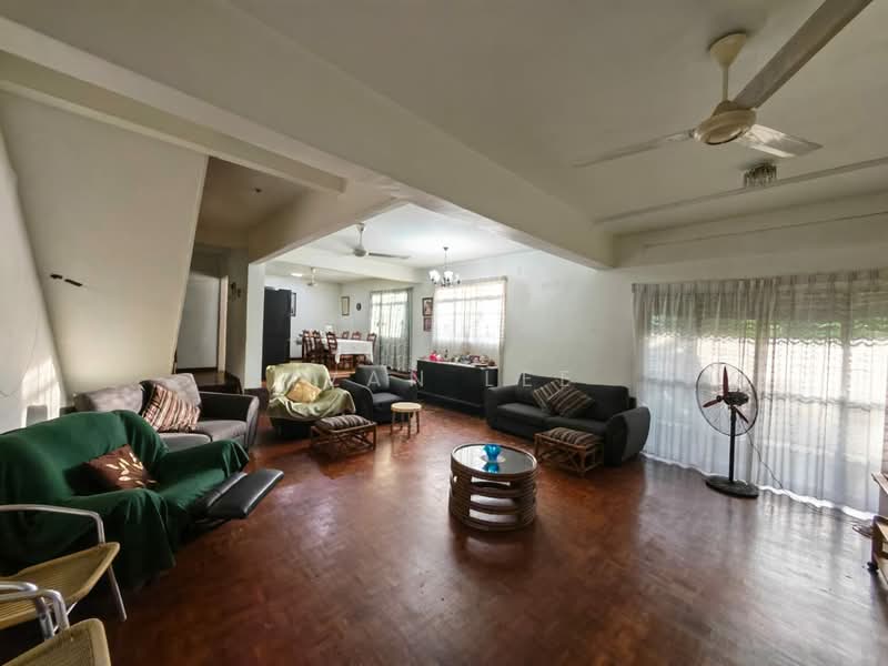 Rumah Banglo untuk Dijual di SS1 (Petaling Jaya) - Ivan Lee - Living Room - PropertyGuru.com.my