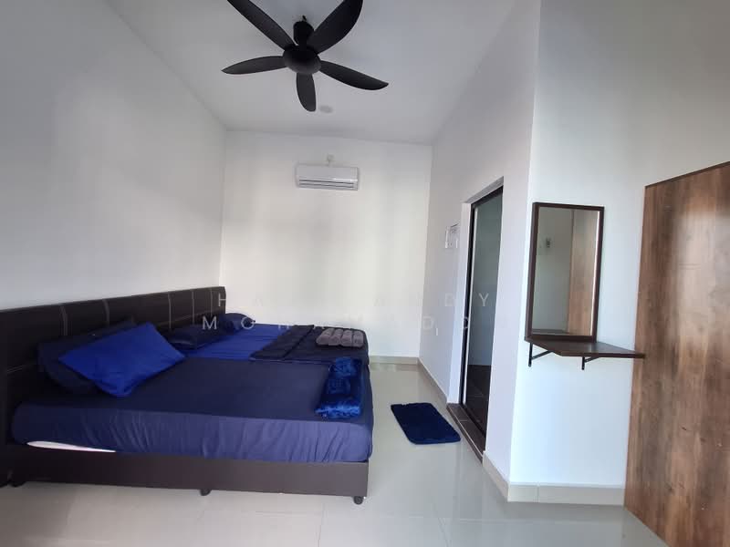 Bungalow for Sale in Taman Sri Lambak (Kluang) - Haji Andy Mohamadon - Bedroom - PropertyGuru.com.my
