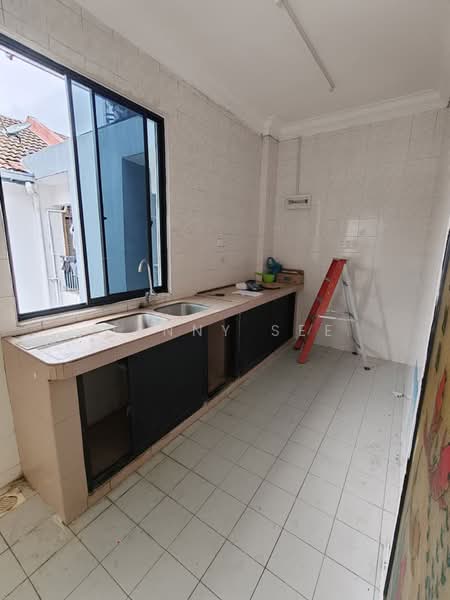 Apartment for Sale at Sri Putra Apartment - Danny See - Kitchen - PropertyGuru.com.my