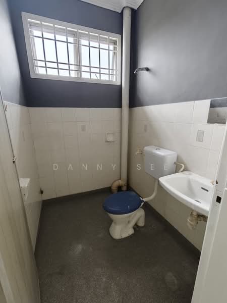 Apartment for Sale at Sri Putra Apartment - Danny See - Bathroom - PropertyGuru.com.my