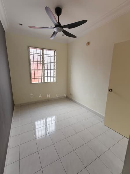 Apartment for Sale at Sri Putra Apartment - Danny See - Interior - PropertyGuru.com.my