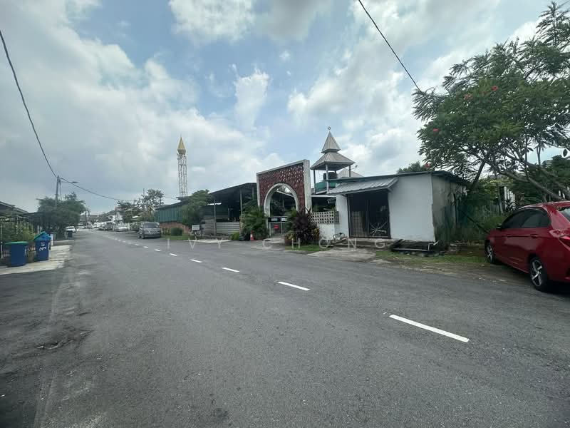 1-storey Terraced House for Sale in Bandar Kinrara Seksyen 1 (Bandar Kinrara) - Ivy Chong - Exterior - PropertyGuru.com.my