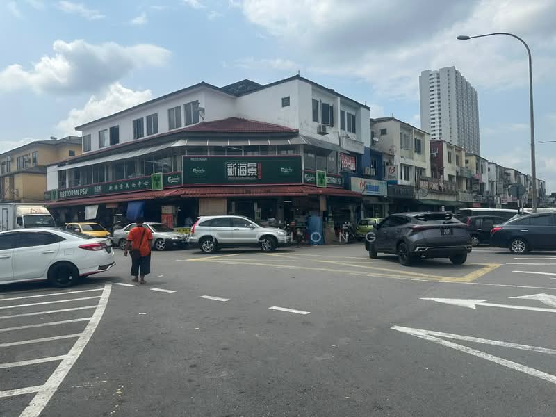 1-storey Terraced House for Sale in Bandar Kinrara Seksyen 1 (Bandar Kinrara) - Ivy Chong - Exterior - PropertyGuru.com.my