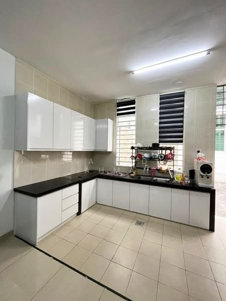 Rumah Teres 3 Tingkat untuk Disewa di Kajang (Selangor) - Asna Abdul Rahman - PropertyGuru.com.my
