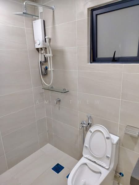 Servis Apartment untuk Disewa di KR7 Residences - Amy Thew - Bathroom - PropertyGuru.com.my