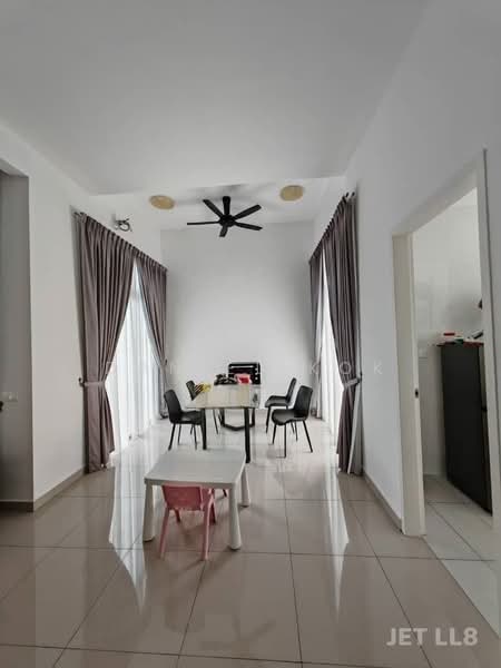 Rumah Berkembar untuk Dijual di Eco Ardence (Setia Alam) - Daniel Kok - Living Room - PropertyGuru.com.my