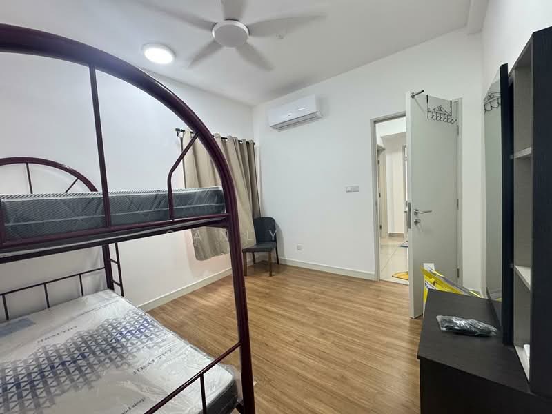Servis Apartment untuk Disewa di Berkeley Uptown - Canly Tee - Bedroom - PropertyGuru.com.my