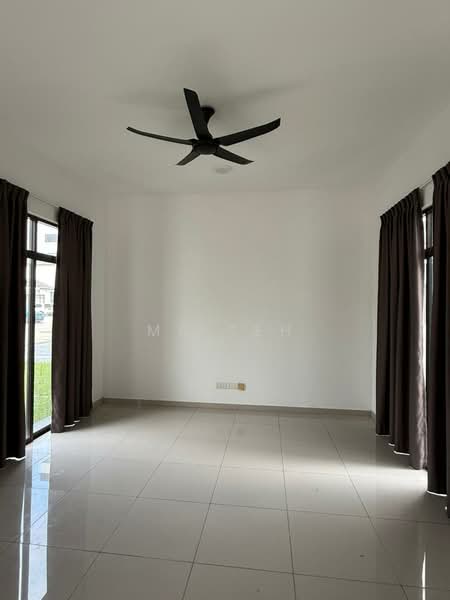 Rumah Teres 2 Tingkat untuk Disewa di Eco Grandeur (Puncak Alam) - Ms Teh - Living Room - PropertyGuru.com.my