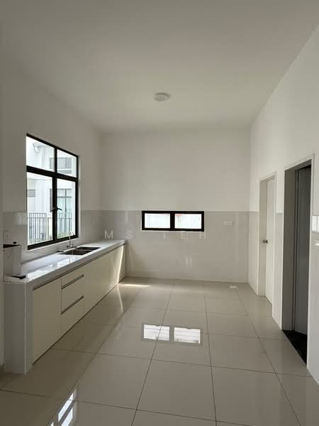 Rumah Teres 2 Tingkat untuk Disewa di Eco Grandeur (Puncak Alam) - Ms Teh - Kitchen - PropertyGuru.com.my