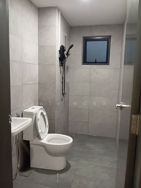 Kondominium untuk Disewa di Armani Residence - Kath Wong - Bathroom - PropertyGuru.com.my