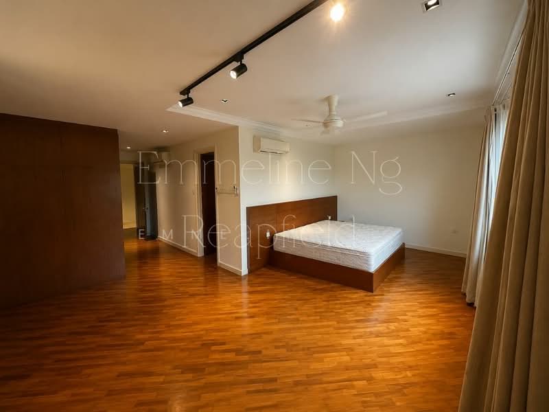 Rumah Berkembar untuk Dijual di Damansara Heights (Kuala Lumpur) - Emmeline Ng - Master Bedroom - PropertyGuru.com.my