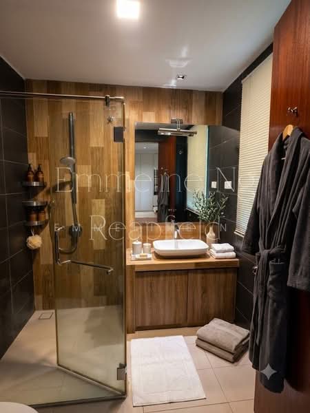 Rumah Berkembar untuk Dijual di Damansara Heights (Kuala Lumpur) - Emmeline Ng - Bathroom - PropertyGuru.com.my
