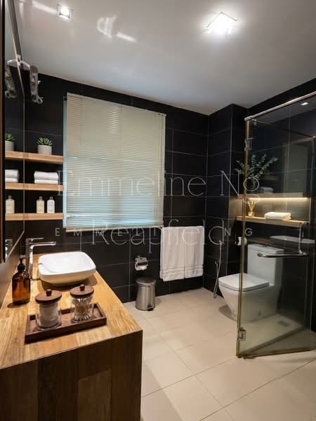 Rumah Berkembar untuk Dijual di Damansara Heights (Kuala Lumpur) - Emmeline Ng - Bathroom - PropertyGuru.com.my