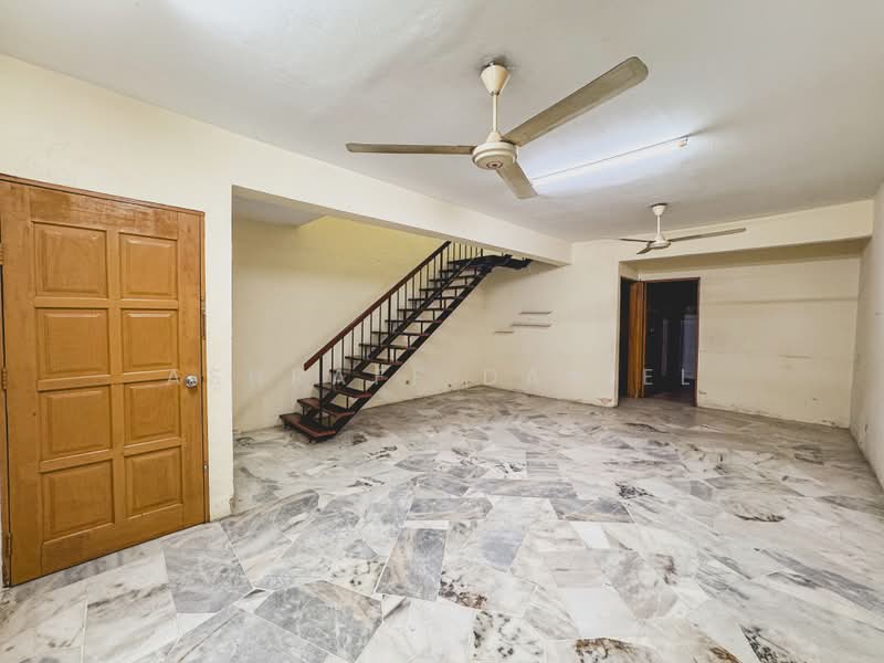 Rumah Teres untuk Disewa di Bandar Country Homes (Rawang) - Ashraff Daniel - Interior - PropertyGuru.com.my