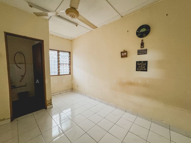 Rumah Teres untuk Disewa di Bandar Country Homes (Rawang) - Ashraff Daniel - PropertyGuru.com.my
