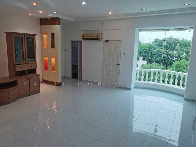 Rumah Teres 2.5 Tingkat untuk Disewa di Taman Pulai Utama (Skudai) - Mandy Goh Siew Li - Living Room - PropertyGuru.com.my