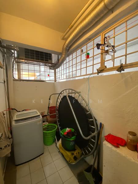 Kondominium untuk Dijual di Cheras Heights - KEN FARM - Balcony - PropertyGuru.com.my