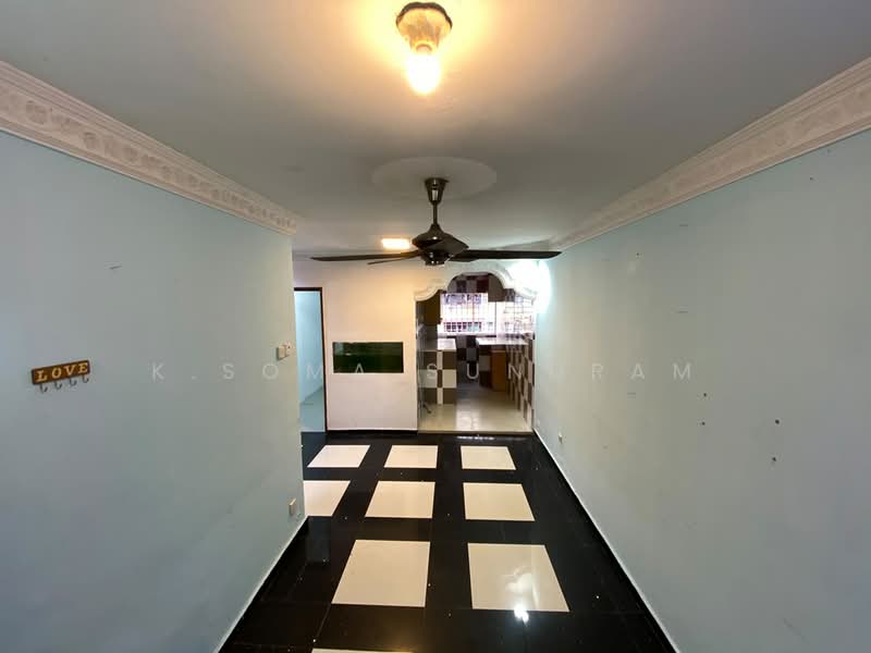 Rumah Flat untuk Disewa di Desa Satu - K.Soma Sundram - Living Room - PropertyGuru.com.my