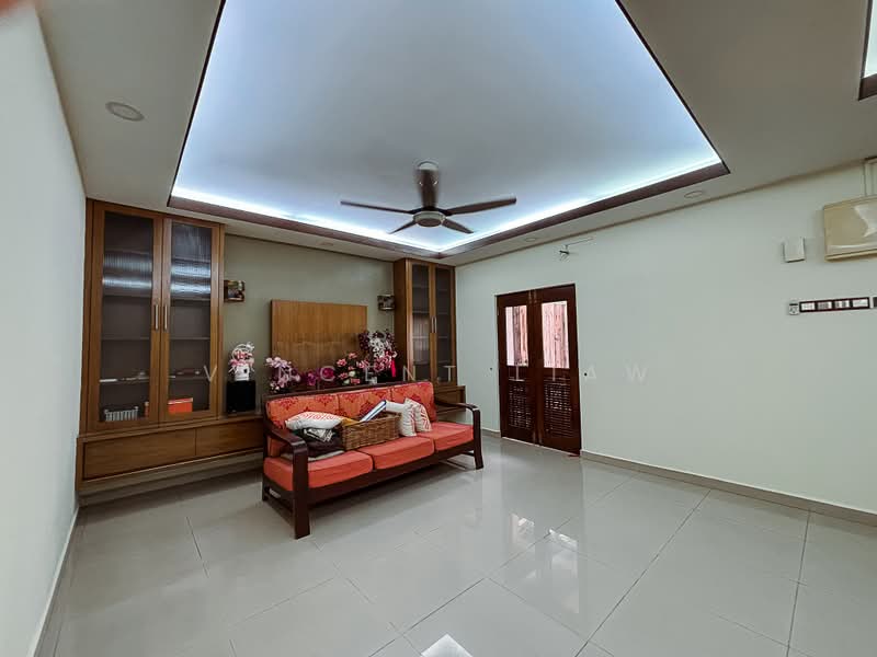 Rumah Teres 2 Tingkat untuk Dijual di Seksyen 11 (Kota Damansara) - Vincent Liaw - Living Room - PropertyGuru.com.my